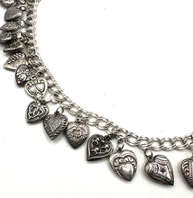 Load image into Gallery viewer, Puffy Heart Necklace