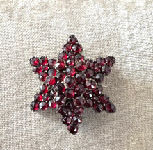 Load image into Gallery viewer, Victorian Bohemian Garnet Victorian Star Pin Brooch