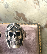 Load image into Gallery viewer, Sterling Silver Skull Ring with Goggles Vintage 80’s