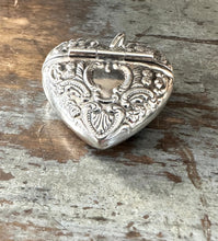 Load image into Gallery viewer, Victorian Style Repousse Heart Locket Wedding Box Pendant
