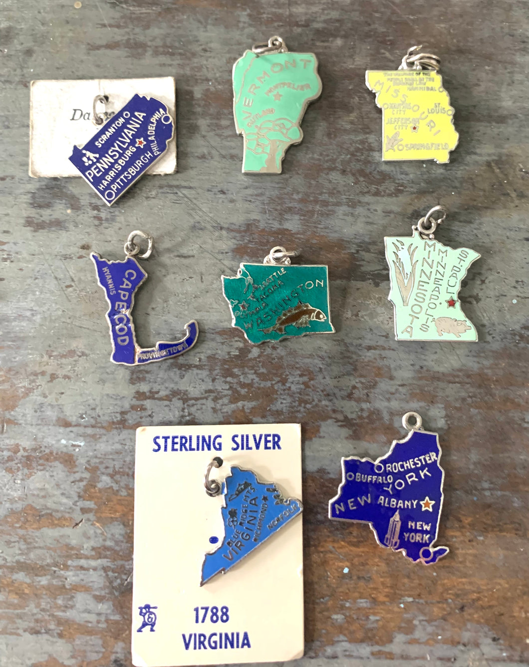 Danecraft Enamel State Travelers Charm Souvenir Pennsylvania