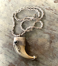 Load image into Gallery viewer, Vintage Tigers Claw Pendant Sterling Silver Chain
