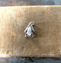 Load image into Gallery viewer, Vintage Sterling Silver Toad Frog Charm

